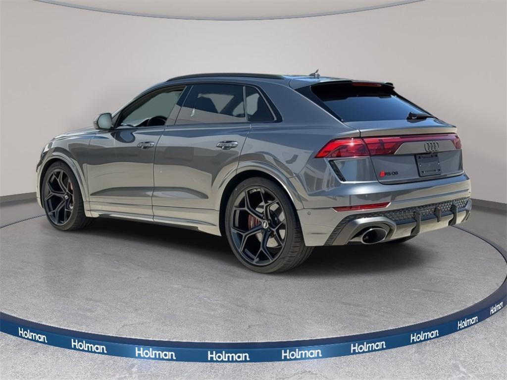 new 2025 Audi RS Q8 car, priced at $155,290