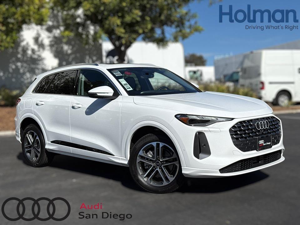 new 2025 Audi Q5 car, priced at $57,065