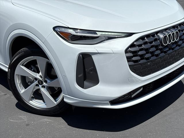 new 2025 Audi Q5 car, priced at $61,150