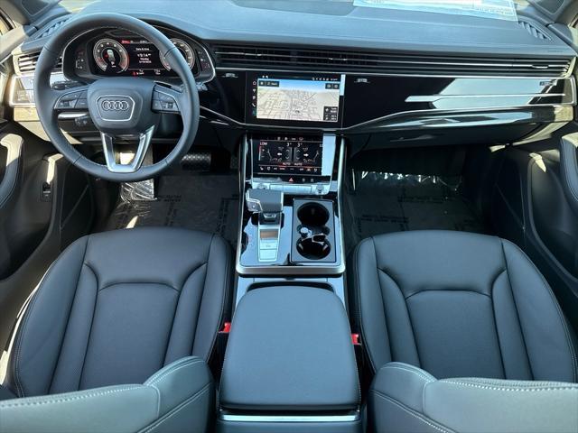 new 2025 Audi Q7 car, priced at $78,660
