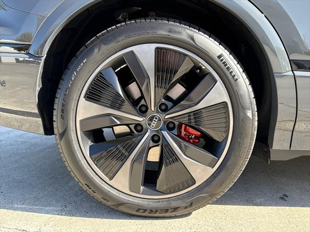 new 2025 Audi SQ6 e-tron car, priced at $83,720