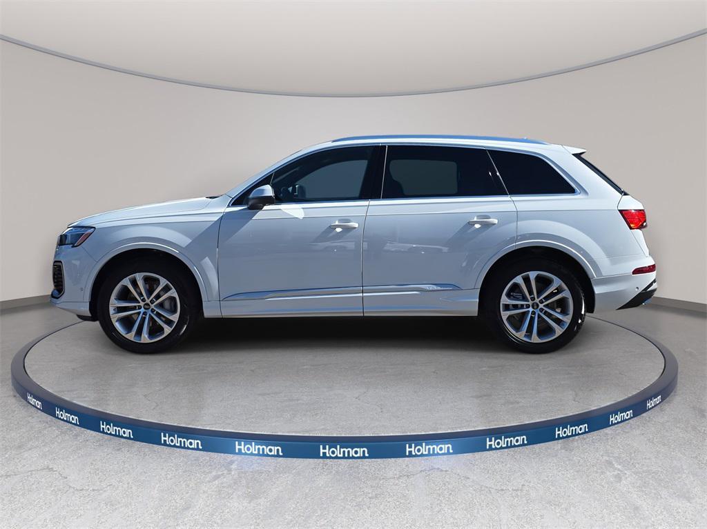 used 2025 Audi Q7 car, priced at $50,900