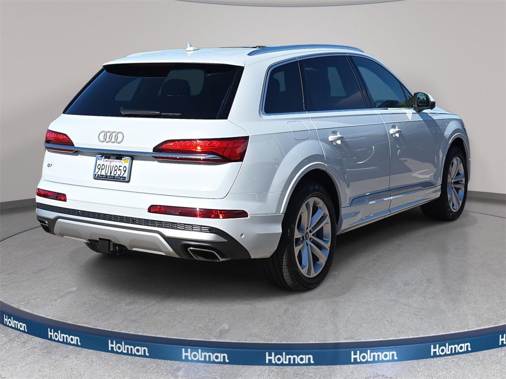 used 2025 Audi Q7 car, priced at $50,900