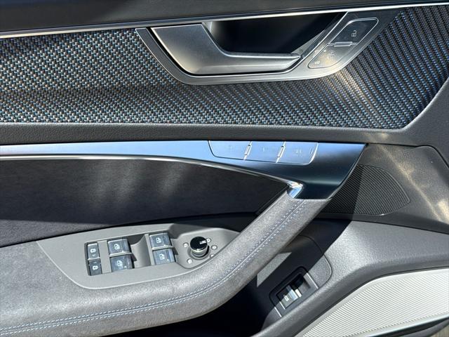 new 2025 Audi RS 6 Avant car, priced at $155,210
