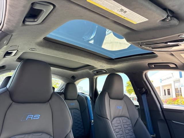 new 2025 Audi RS 6 Avant car, priced at $155,210