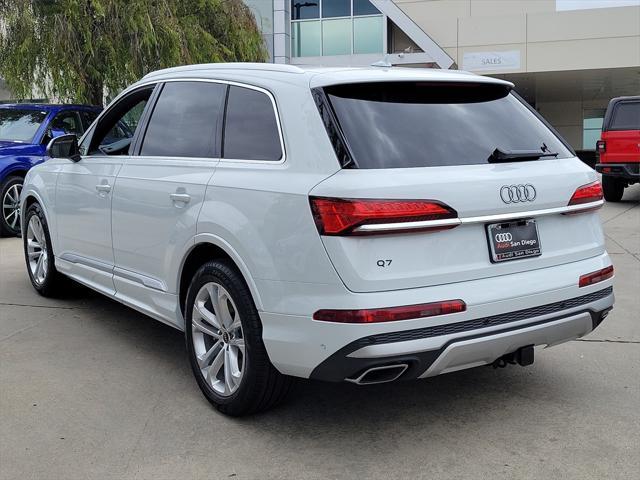 new 2025 Audi Q7 car, priced at $82,155