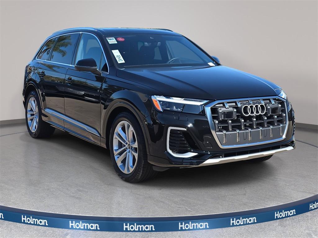 new 2026 Audi Q7 car, priced at $77,005