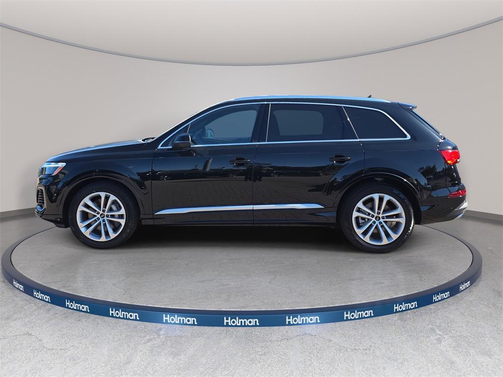 new 2026 Audi Q7 car, priced at $77,005