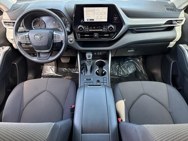 used 2024 Toyota Highlander car, priced at $38,500