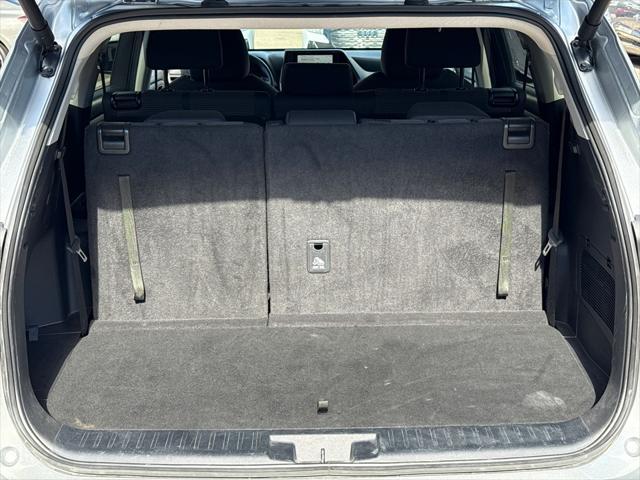 used 2024 Toyota Highlander car, priced at $38,500