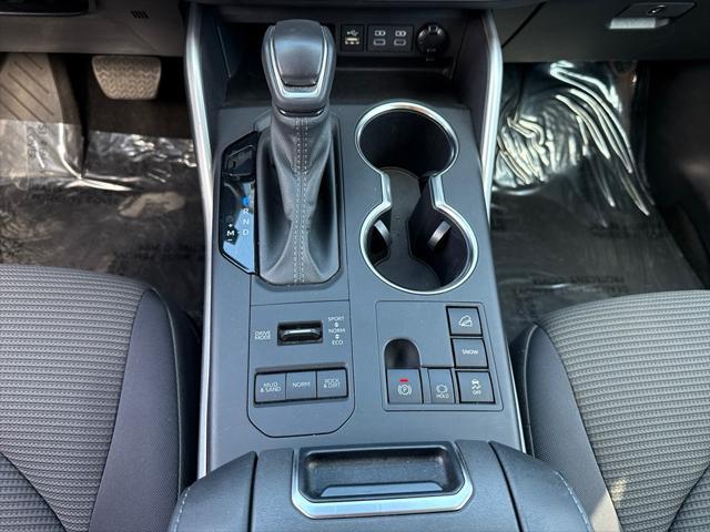 used 2024 Toyota Highlander car, priced at $38,500