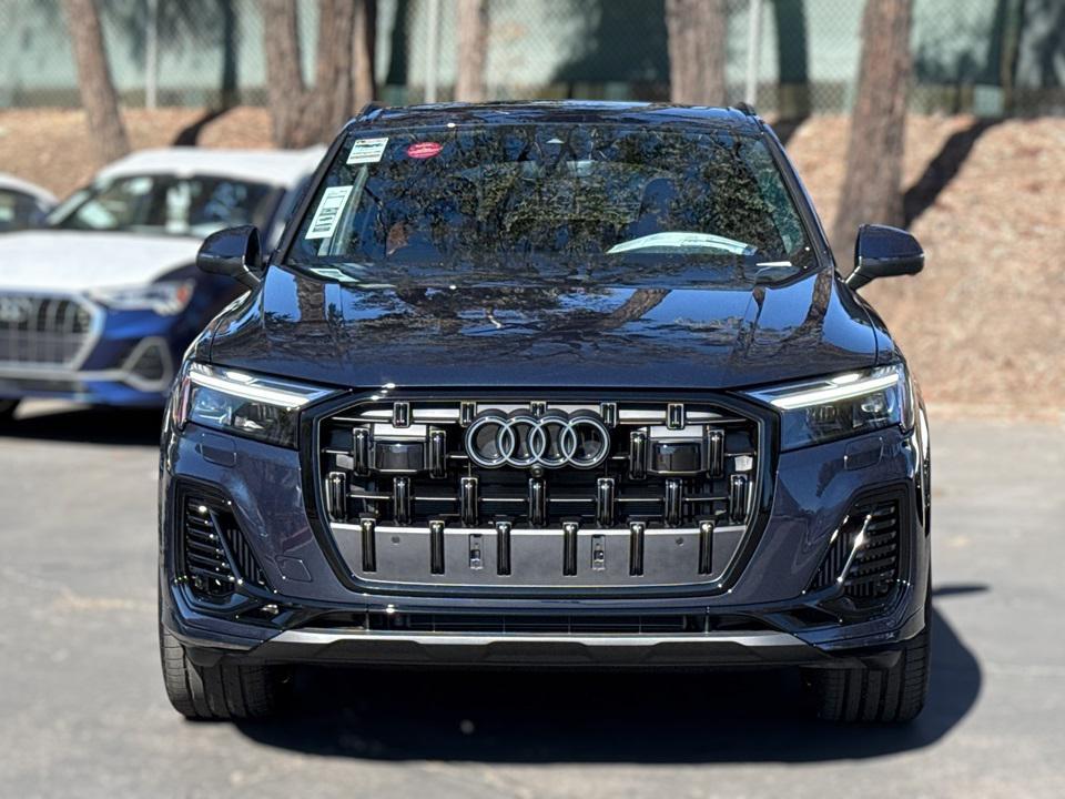 new 2025 Audi Q7 car, priced at $78,110