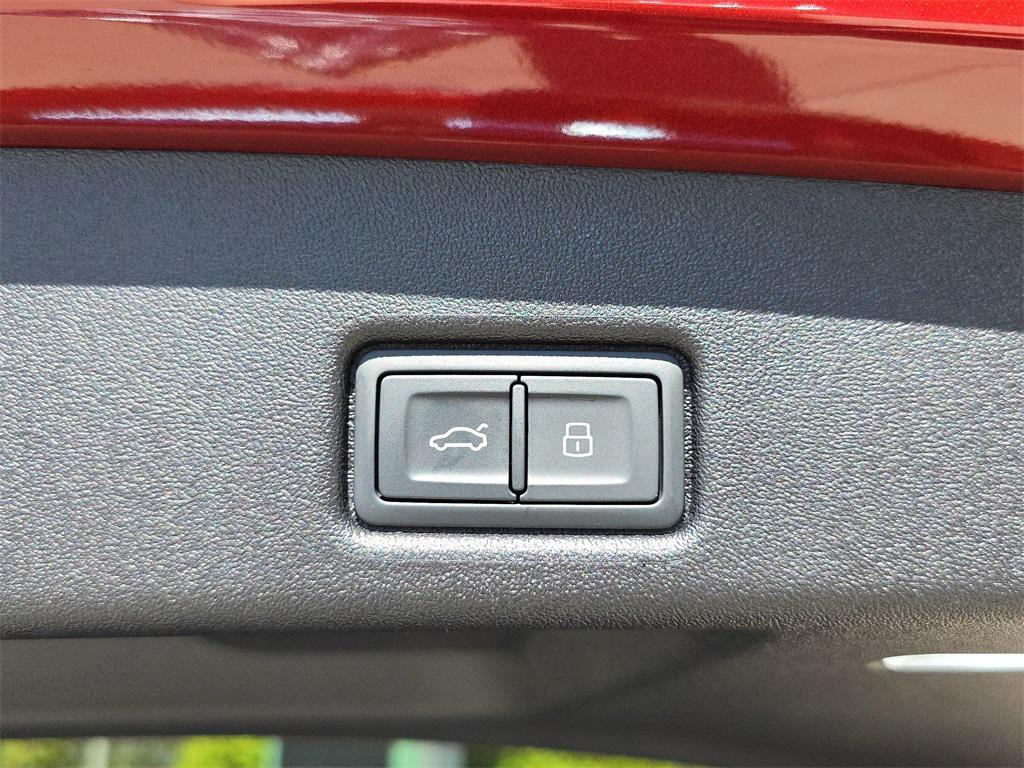new 2025 Audi Q5 car, priced at $57,625