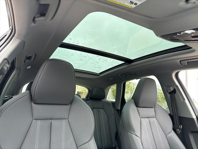 new 2025 Audi Q5 car, priced at $60,975