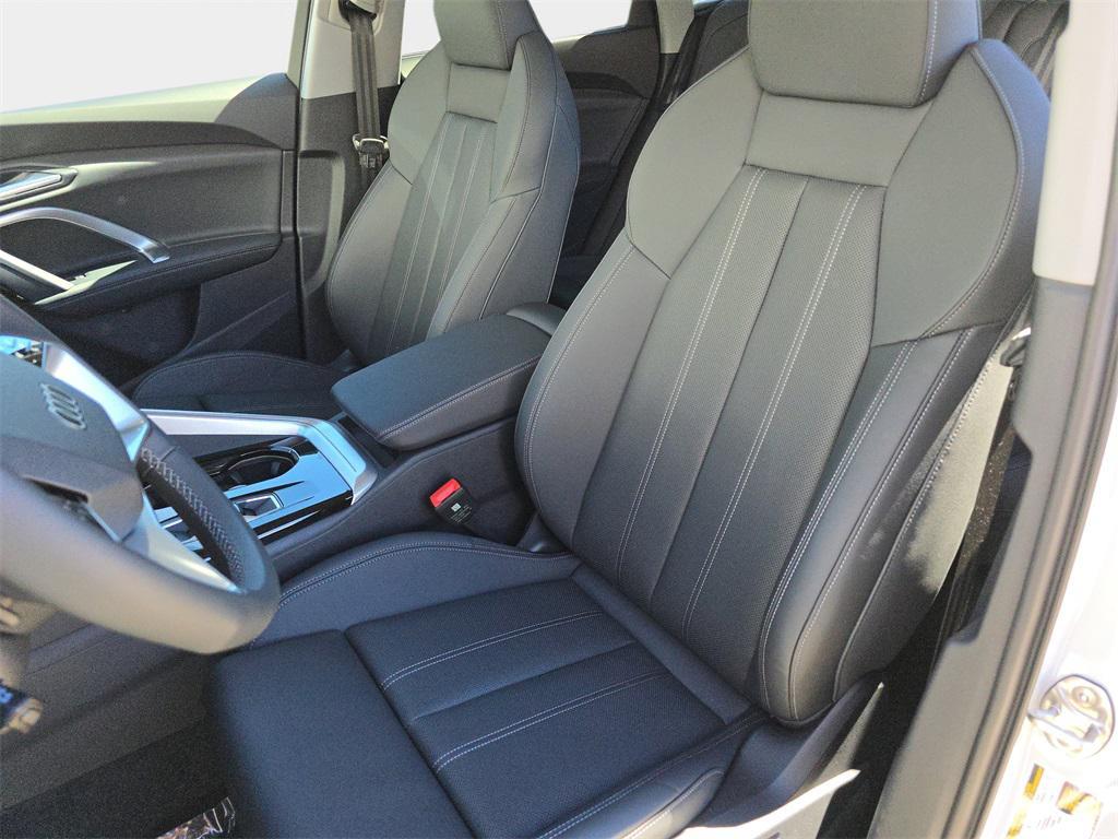 new 2025 Audi Q5 car, priced at $61,240