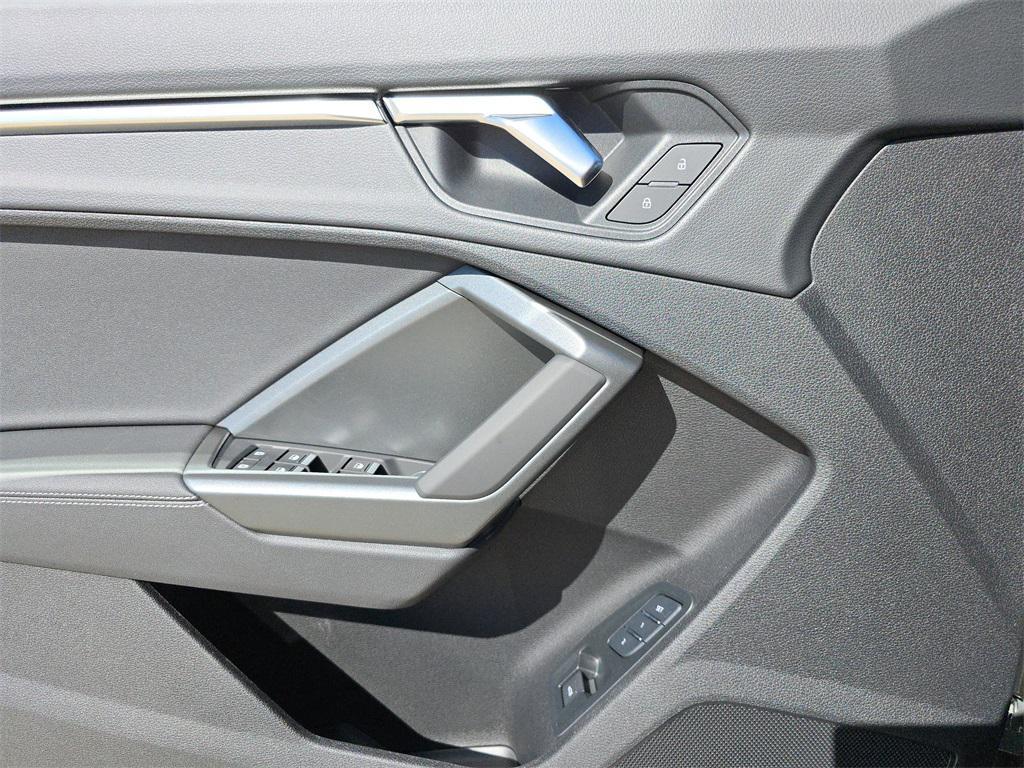 new 2025 Audi Q3 car, priced at $45,975