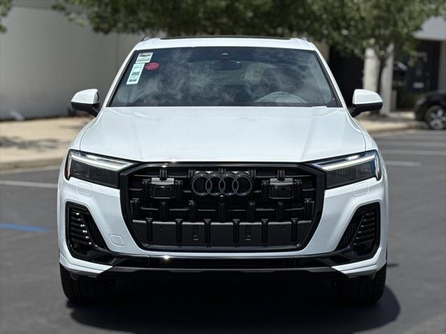 new 2025 Audi Q7 car, priced at $77,450