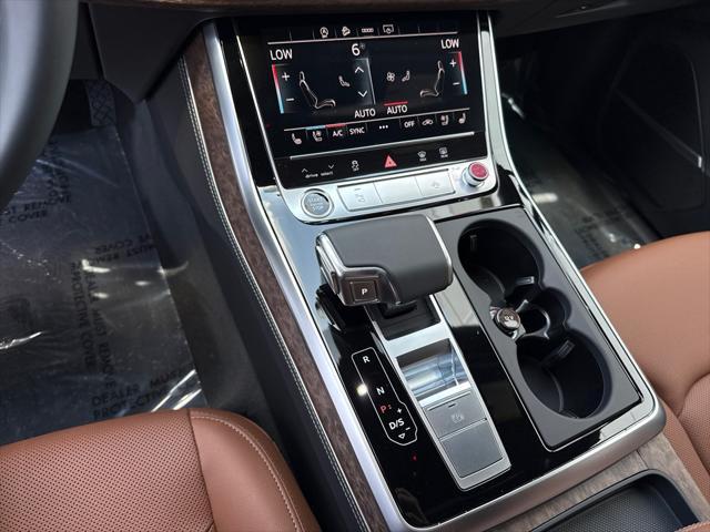 new 2025 Audi Q7 car, priced at $77,450