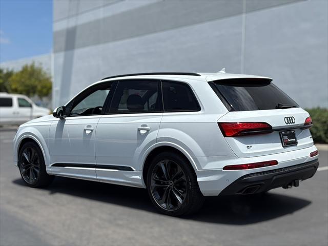 new 2025 Audi Q7 car, priced at $77,450