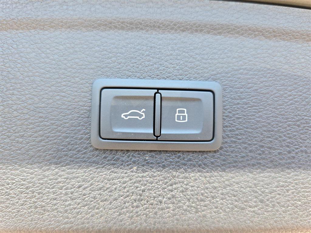 used 2025 Audi Q5 car, priced at $46,199