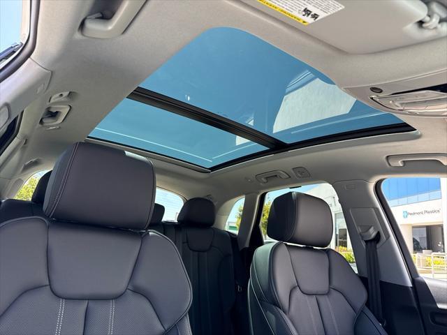 new 2025 Audi Q5 car, priced at $67,935