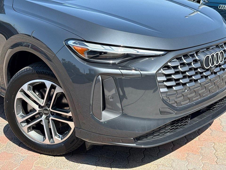 new 2025 Audi Q5 car, priced at $58,040
