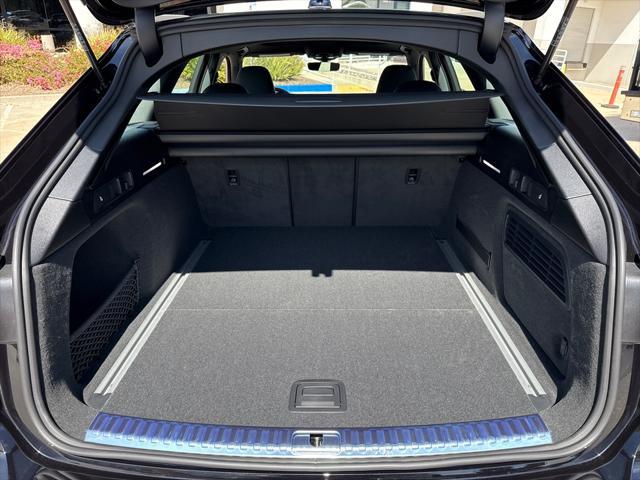 new 2025 Audi RS 6 Avant car, priced at $140,990