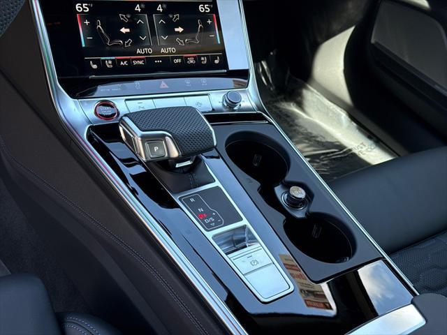 new 2025 Audi RS 6 Avant car, priced at $140,990