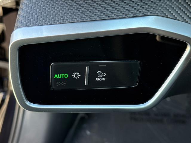 new 2025 Audi RS 6 Avant car, priced at $140,990