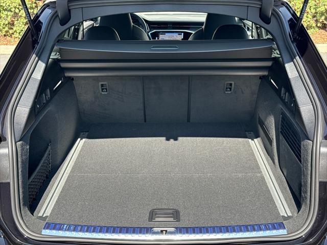 new 2025 Audi RS 6 Avant car, priced at $140,990