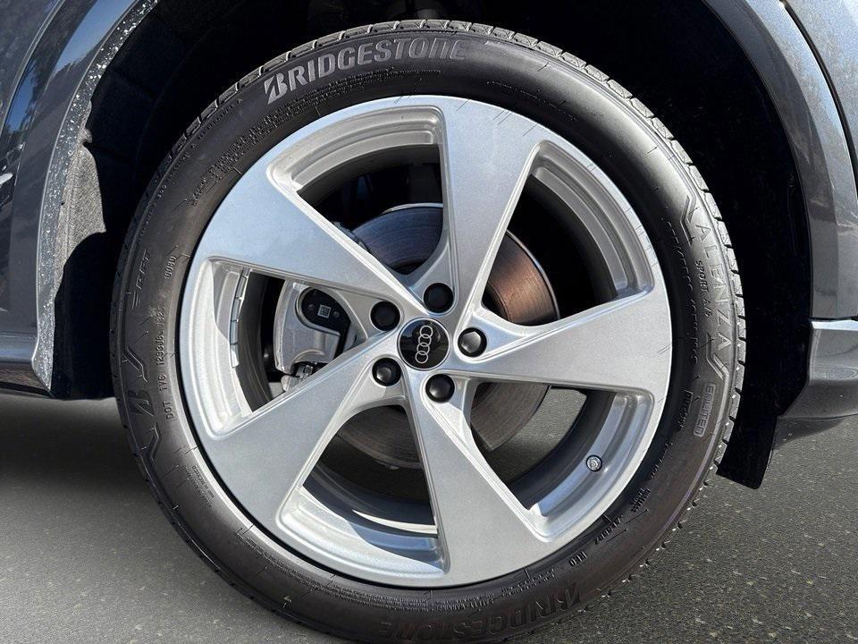 new 2025 Audi Q5 car, priced at $61,240