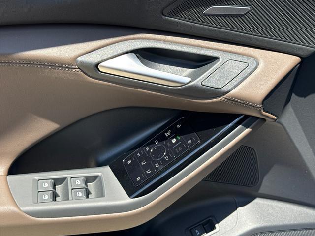 new 2025 Audi Q6 e-tron car, priced at $72,450