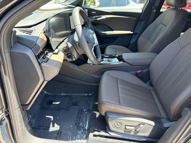 new 2025 Audi Q6 e-tron car, priced at $72,450