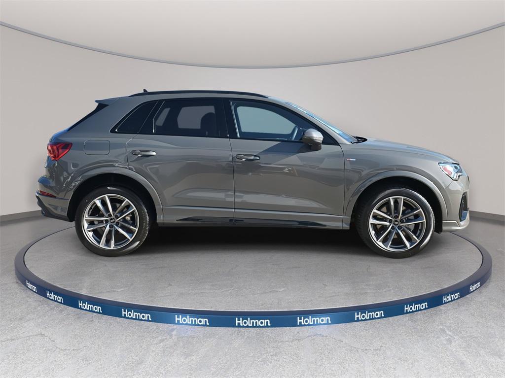 new 2025 Audi Q3 car, priced at $45,975