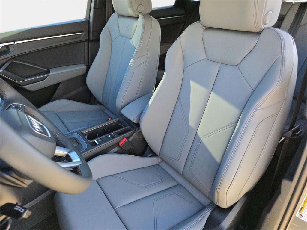 new 2025 Audi Q3 car, priced at $45,975