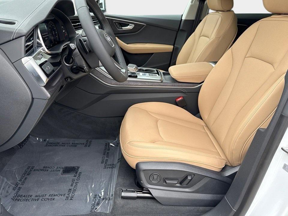 new 2025 Audi Q8 car, priced at $84,925