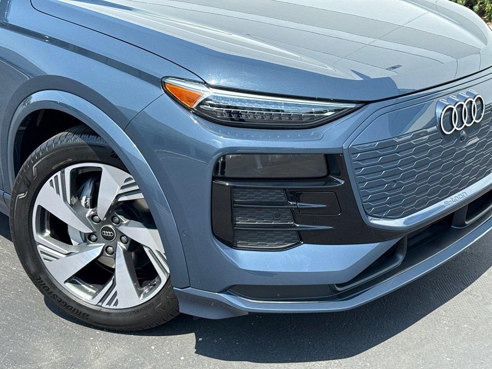 new 2025 Audi Q6 e-tron car, priced at $77,915