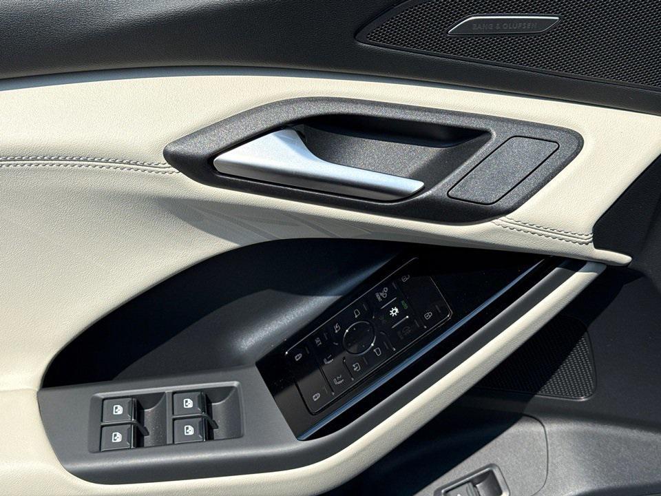 new 2025 Audi Q6 e-tron car, priced at $77,915