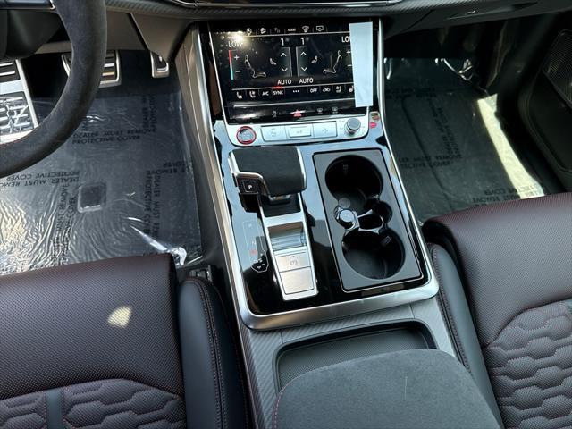 new 2025 Audi RS Q8 car, priced at $162,490