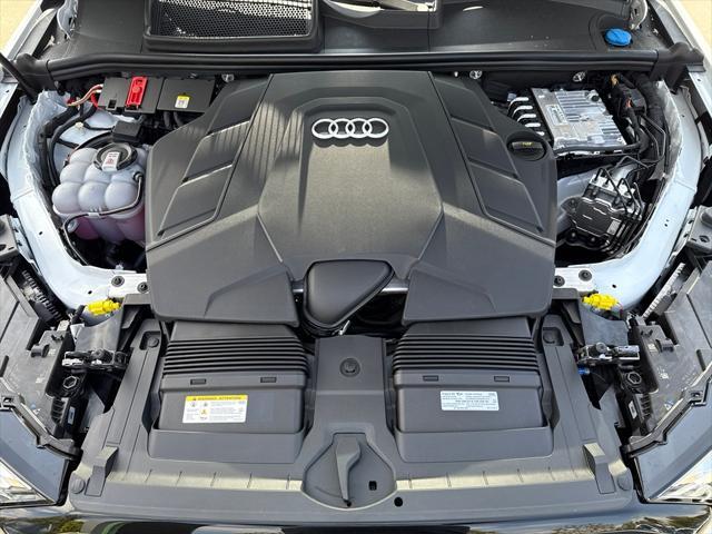 new 2025 Audi Q7 car, priced at $77,450