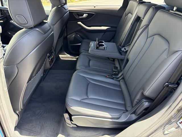 new 2025 Audi Q7 car, priced at $82,620