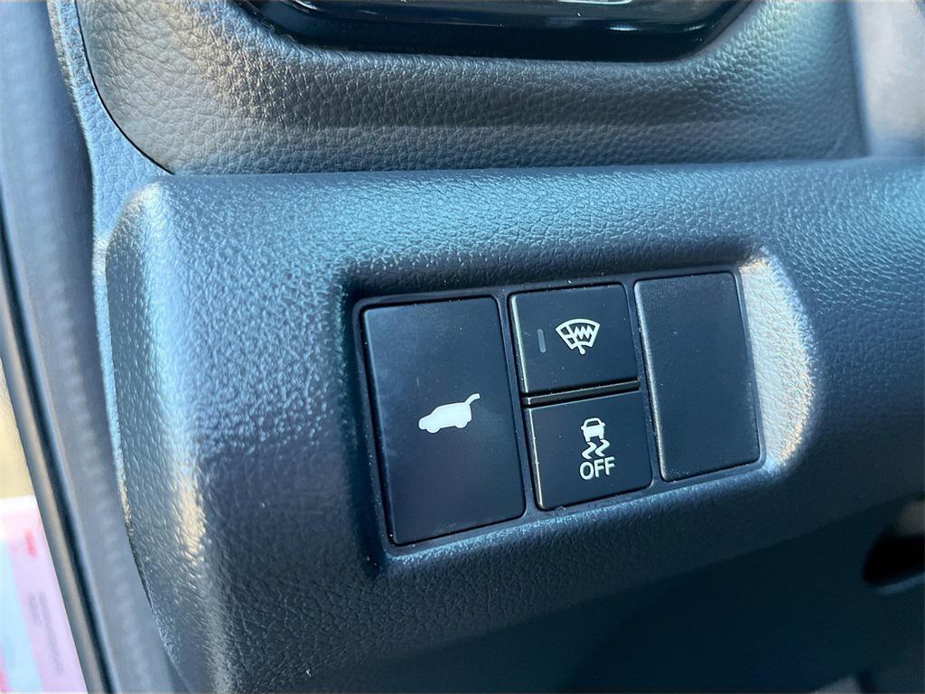 used 2025 Honda Pilot car, priced at $42,900