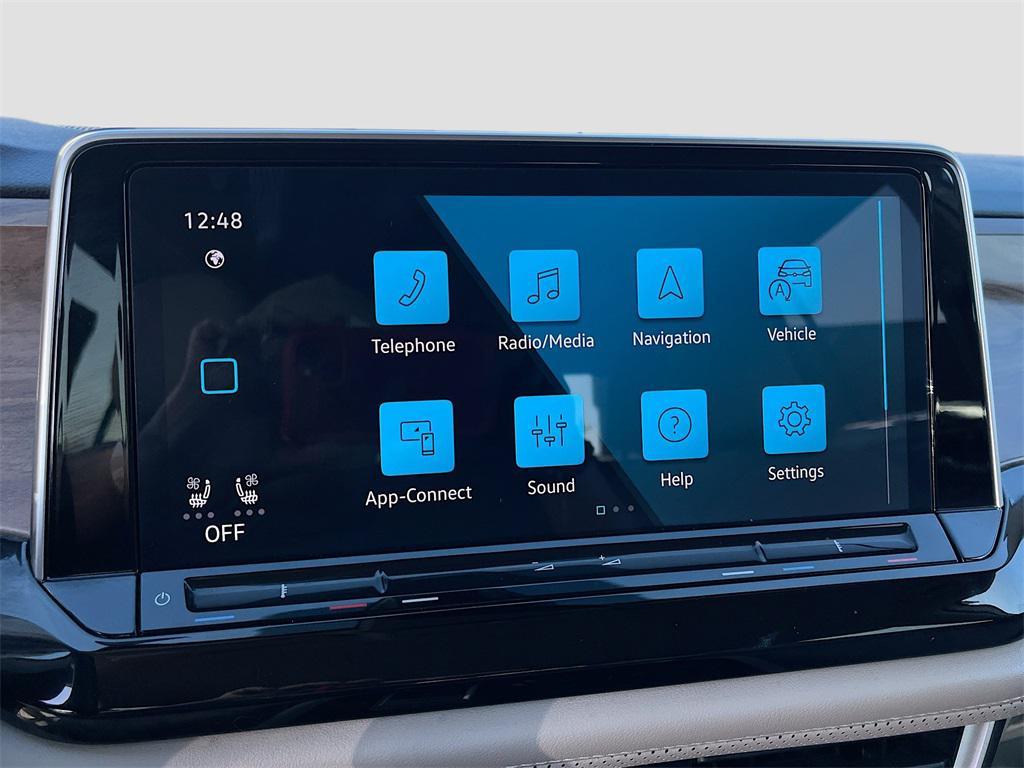 used 2024 Volkswagen Atlas car, priced at $28,400