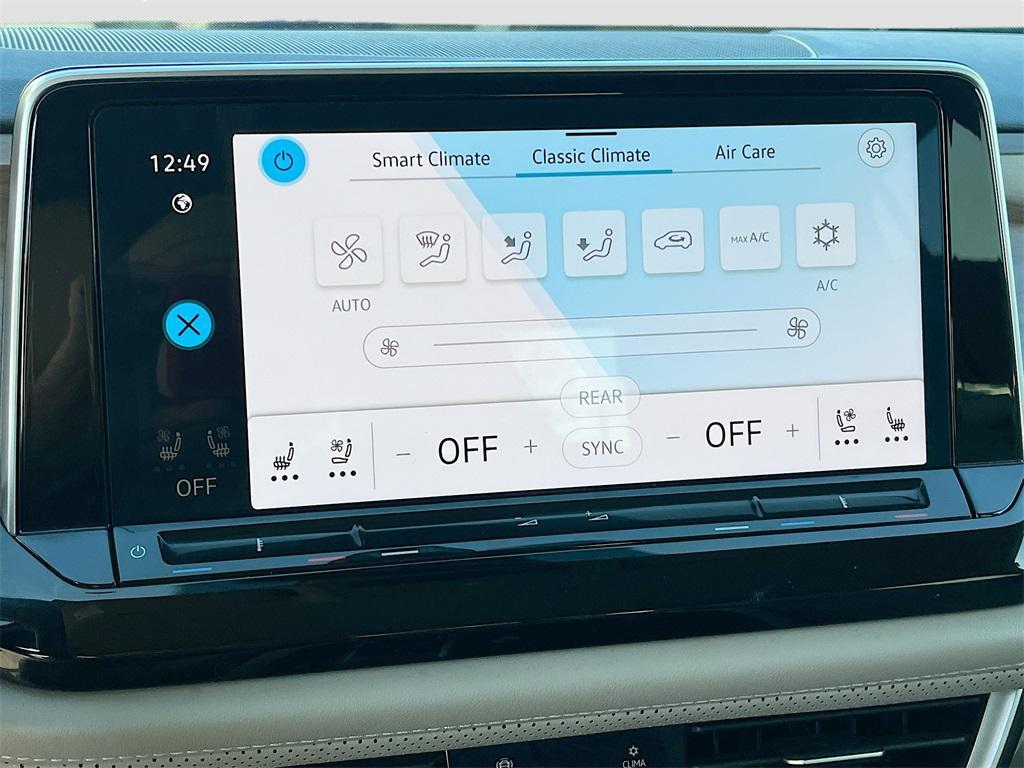 used 2024 Volkswagen Atlas car, priced at $28,400