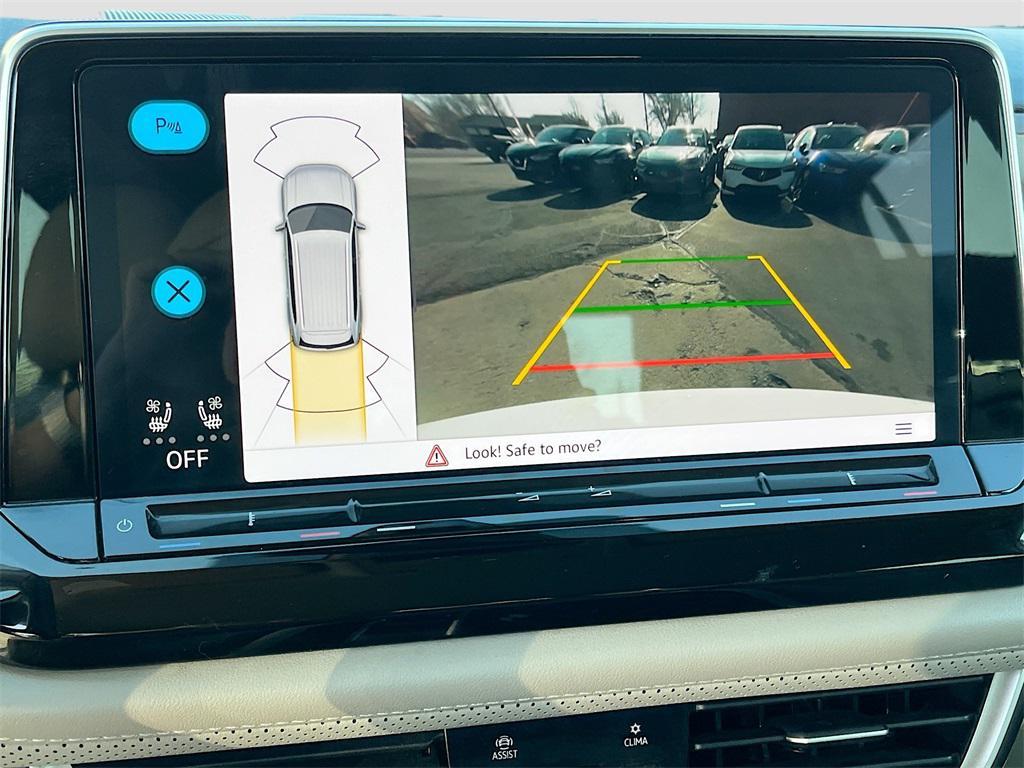 used 2024 Volkswagen Atlas car, priced at $28,400