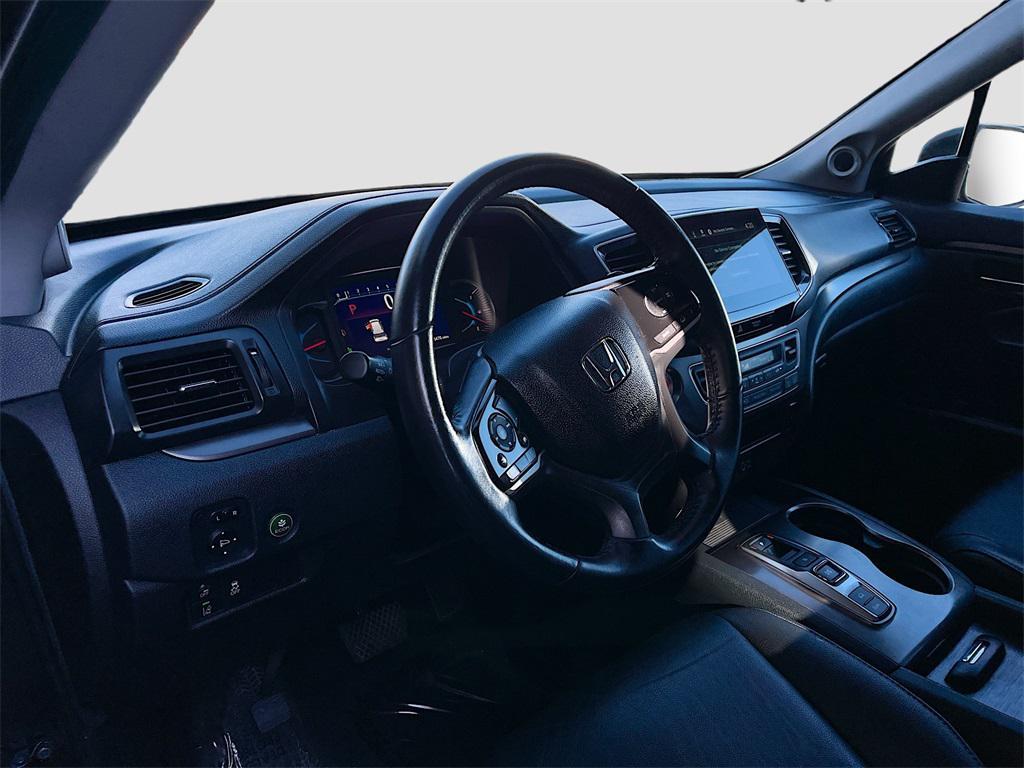 used 2021 Honda Pilot car, priced at $25,000