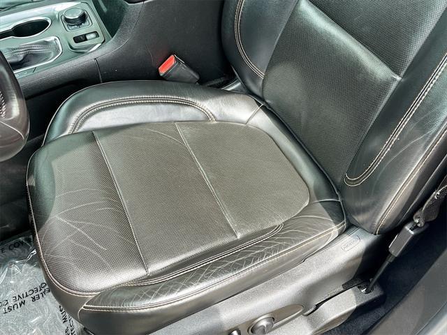 used 2021 Chevrolet Traverse car, priced at $28,700