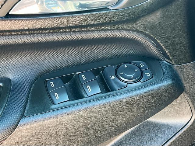 used 2024 Chevrolet Equinox car, priced at $24,000