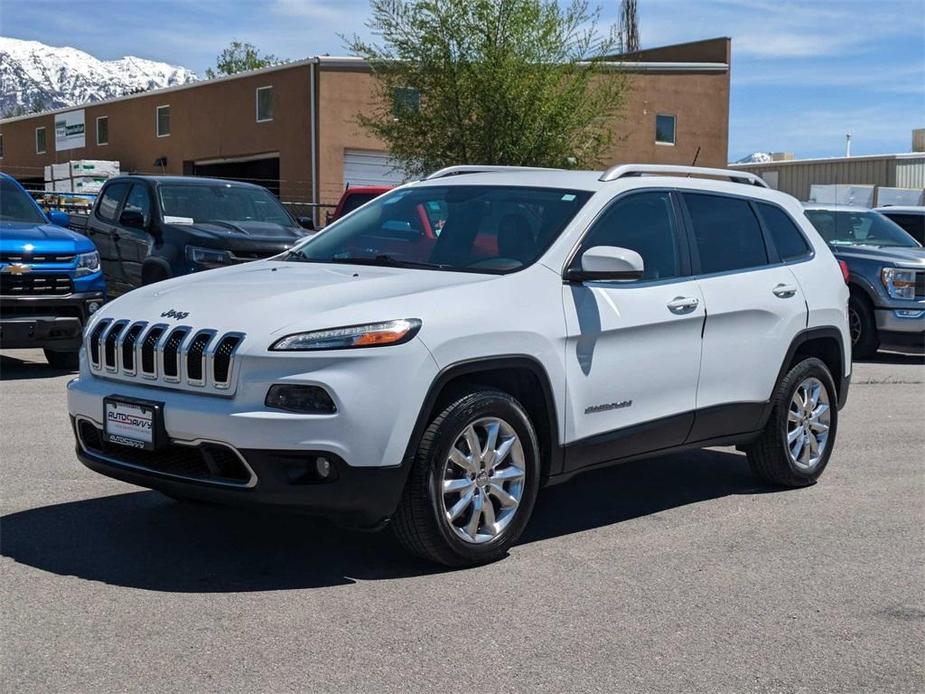 used 2015 Jeep Cherokee car, priced at $13,400