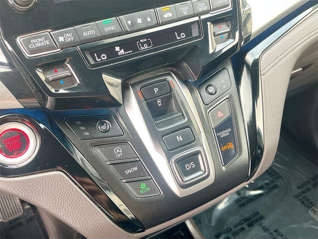 used 2024 Honda Odyssey car, priced at $33,200